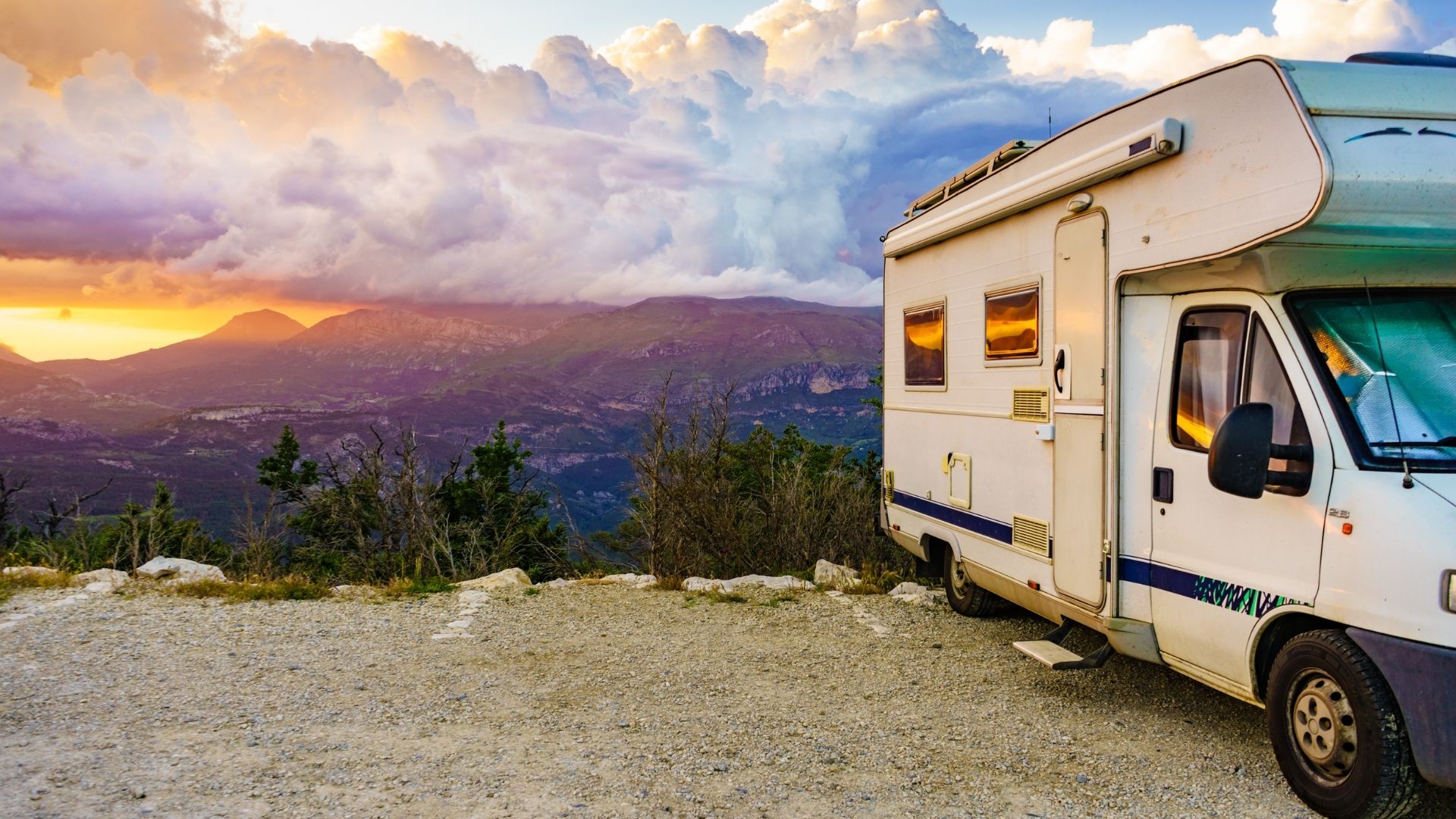 Attractions and scenic travel near Canyonlands Basecamp